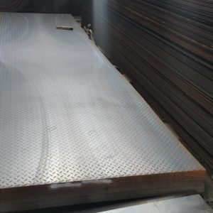 Thép tấm Gân